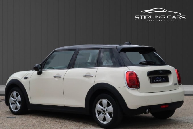 2025 Mini Hatch