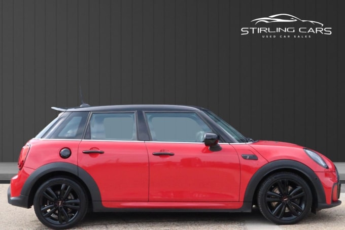 2025 Mini Hatch