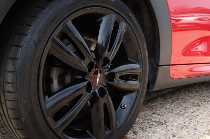 2025 Mini Hatch