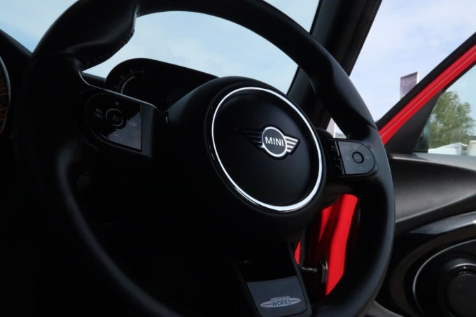 2025 Mini Hatch
