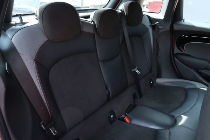 2025 Mini Hatch