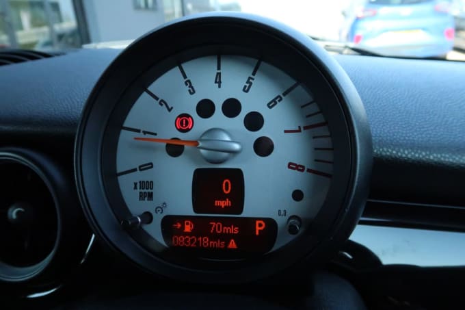 2025 Mini Hatch