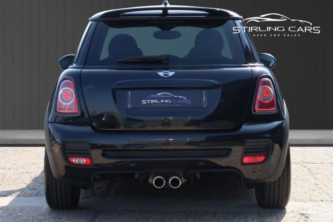 2025 Mini Hatch