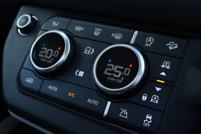 2025 Land Rover Defender
