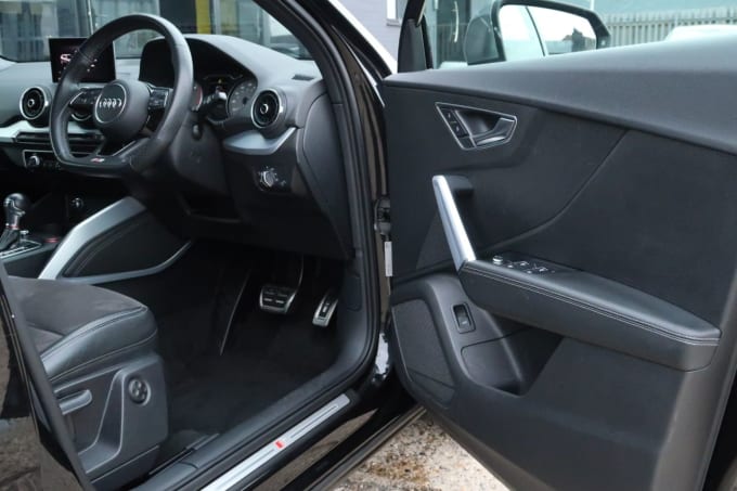 2025 Audi Sq2