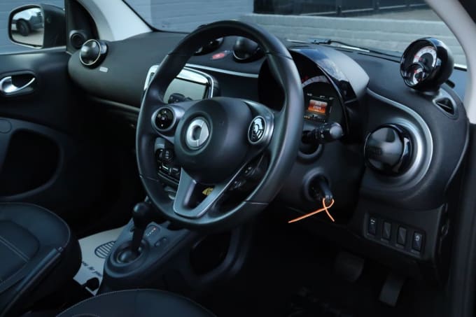 2025 Smart Fortwo