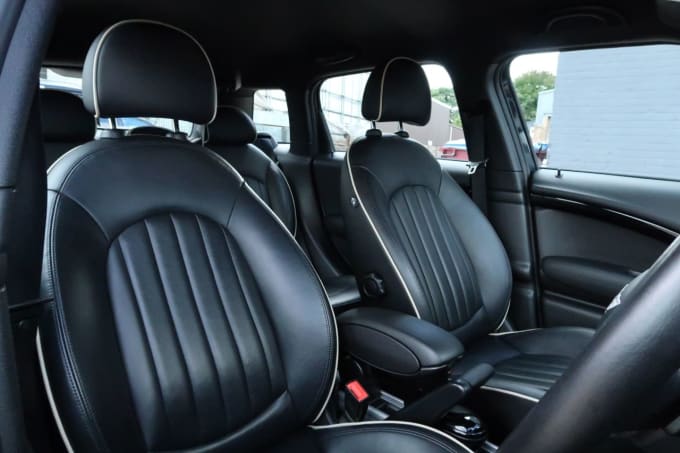 2025 Mini Countryman