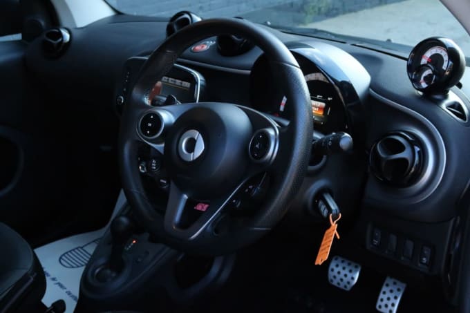 2025 Smart Fortwo