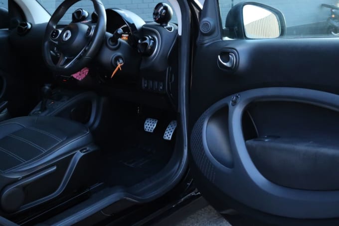 2025 Smart Fortwo