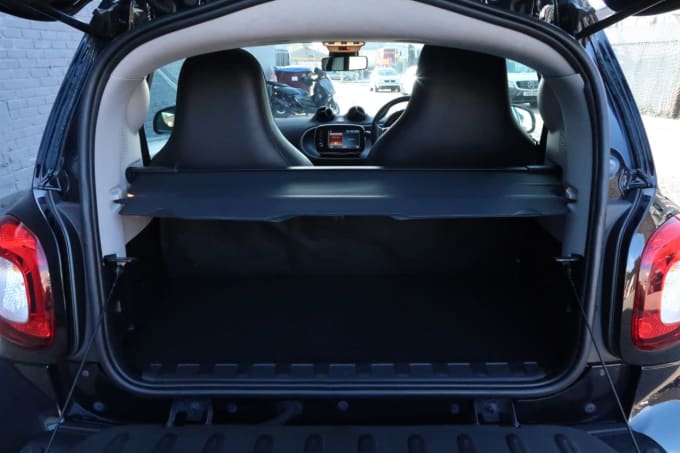 2025 Smart Fortwo