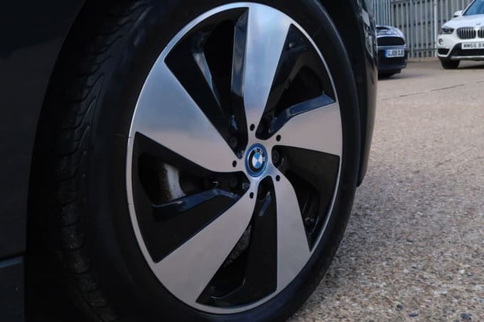 2025 BMW I3