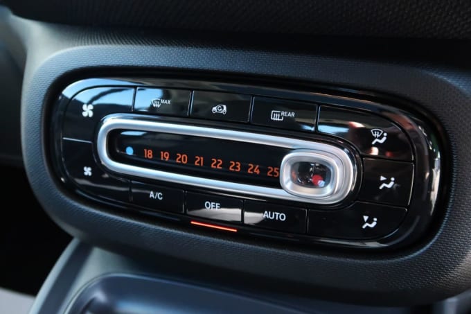 2025 Smart Fortwo