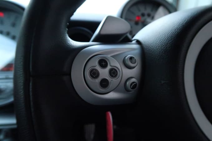 2025 Mini Hatch