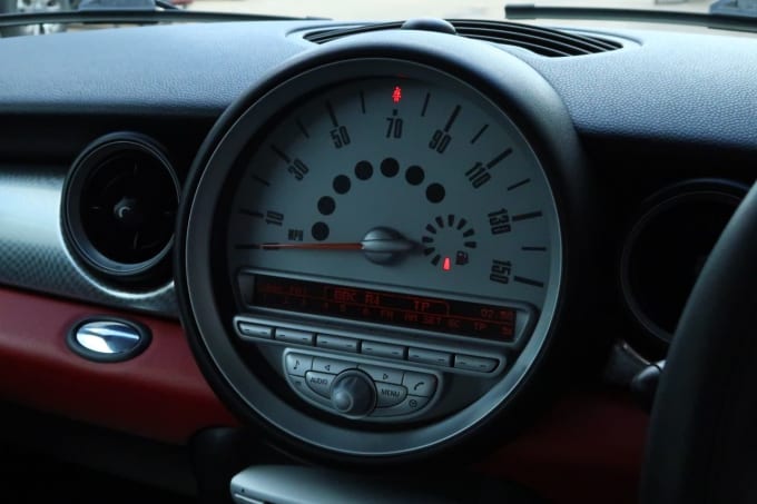 2025 Mini Hatch