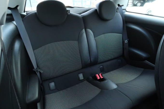 2025 Mini Hatch