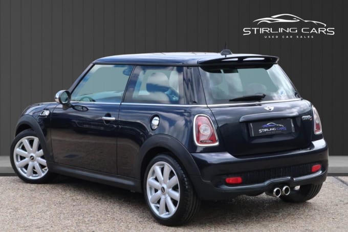 2025 Mini Hatch