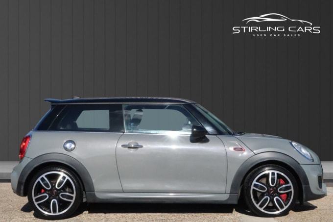 2025 Mini Hatch