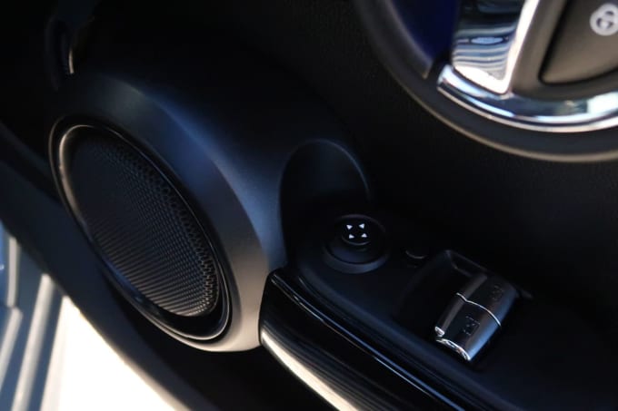 2025 Mini Hatch