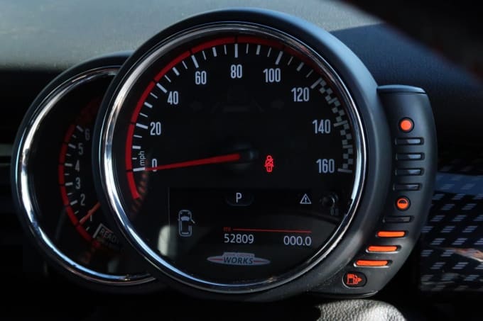 2025 Mini Hatch