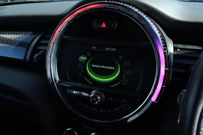 2025 Mini Hatch