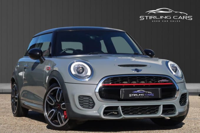 2025 Mini Hatch