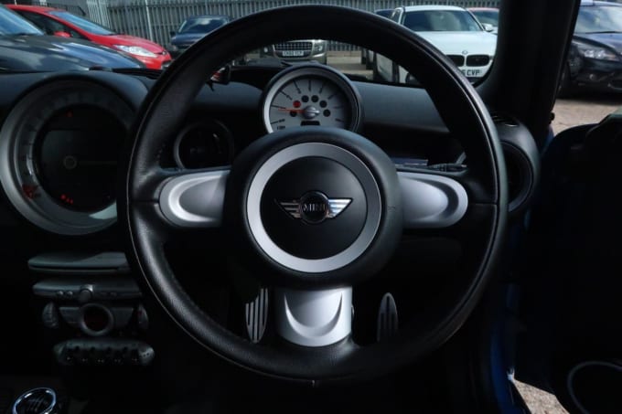 2025 Mini Hatch