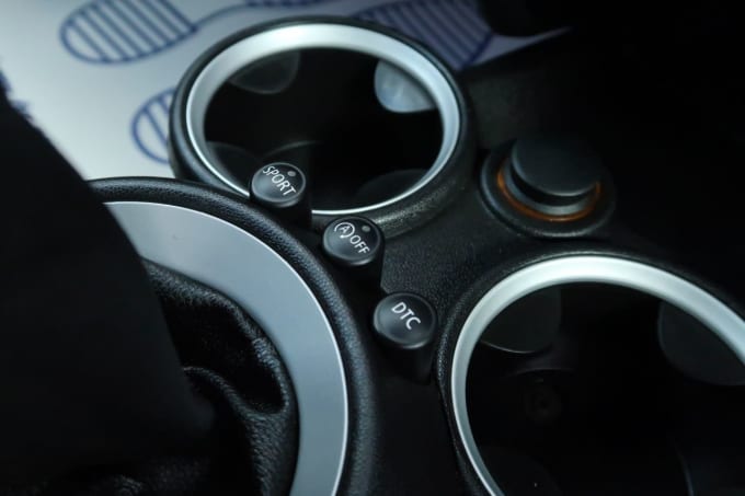 2025 Mini Hatch