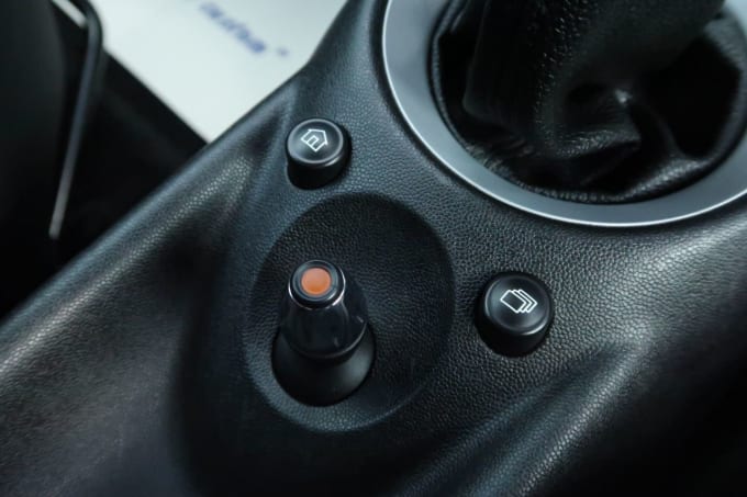 2025 Mini Hatch