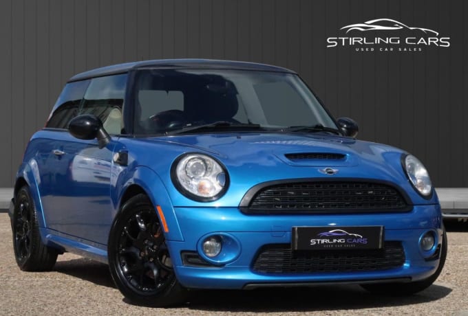 2025 Mini Hatch