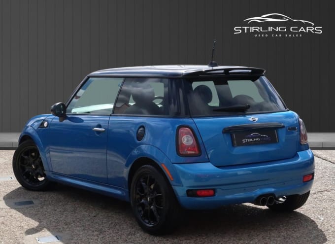 2025 Mini Hatch