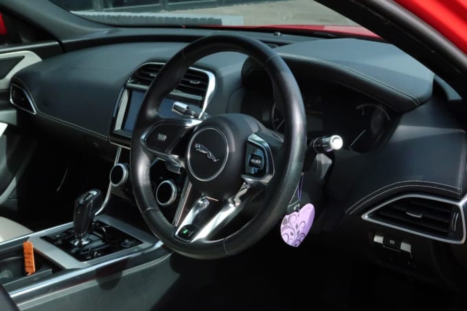 2019 Jaguar Xe