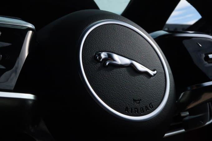 2019 Jaguar Xe