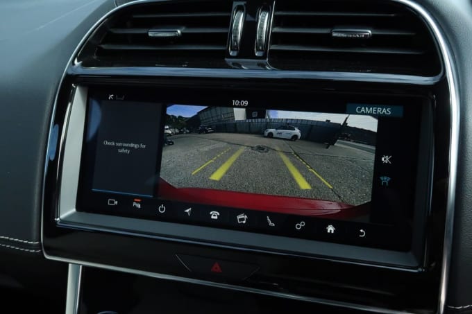 2019 Jaguar Xe