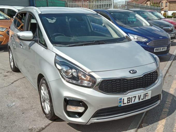 2025 Kia Carens