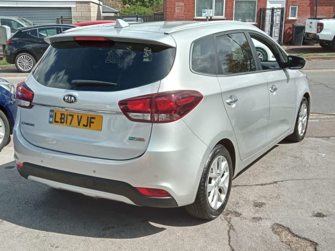 2025 Kia Carens