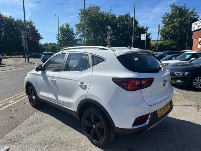 2025 Mg Mg Zs