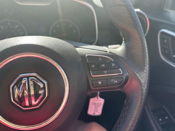 2025 Mg Mg Zs