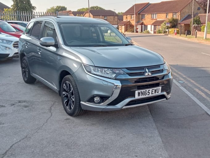 2025 Mitsubishi Outlander