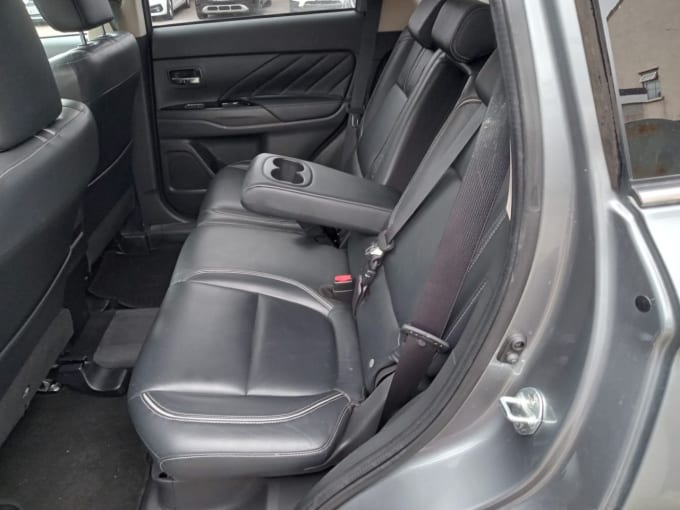 2025 Mitsubishi Outlander