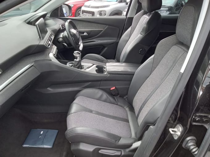 2025 Peugeot 3008