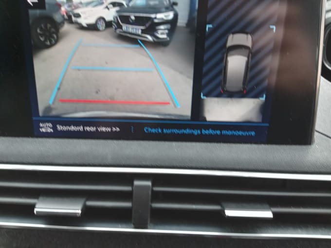 2025 Peugeot 3008