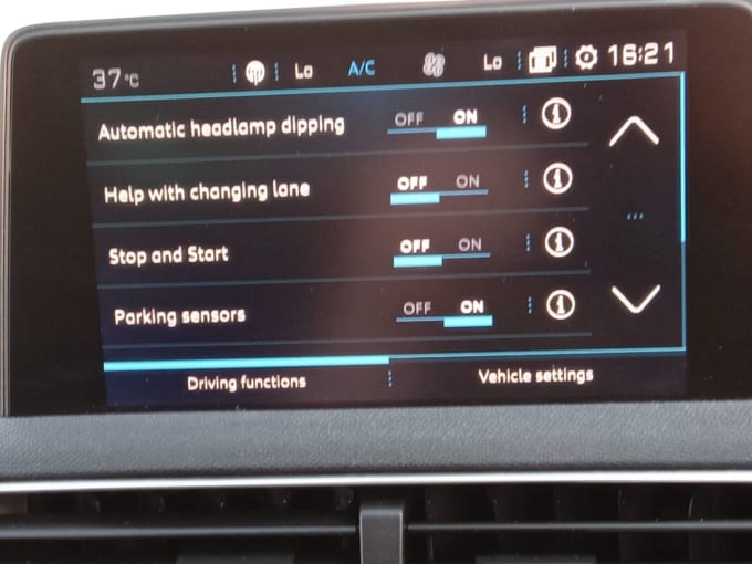 2025 Peugeot 3008