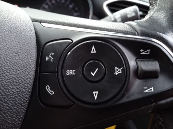 2025 Vauxhall Crossland