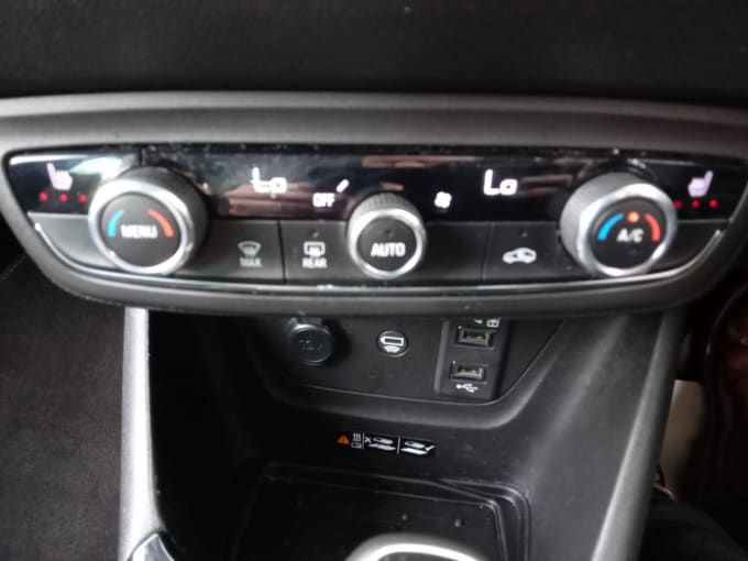 2025 Vauxhall Crossland