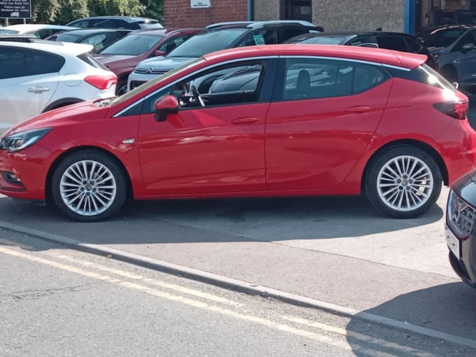 2025 Vauxhall Astra