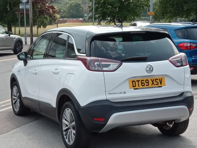 2025 Vauxhall Crossland X