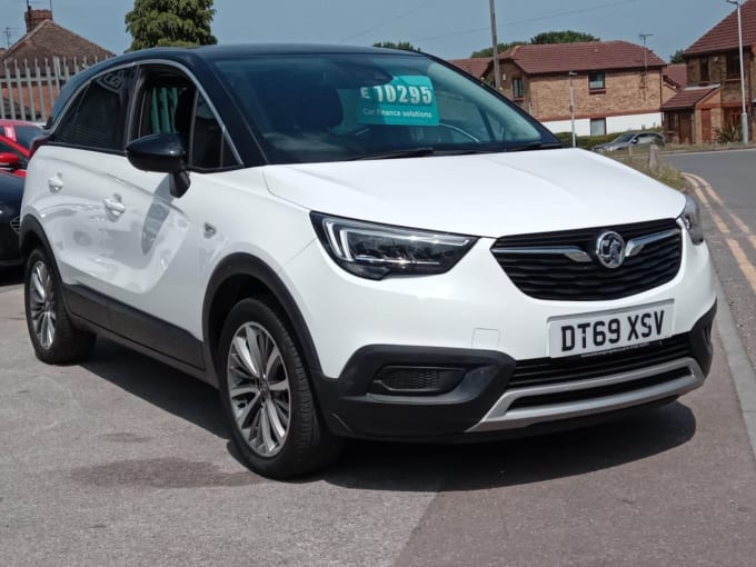 2025 Vauxhall Crossland X