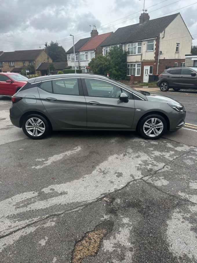 2025 Vauxhall Astra