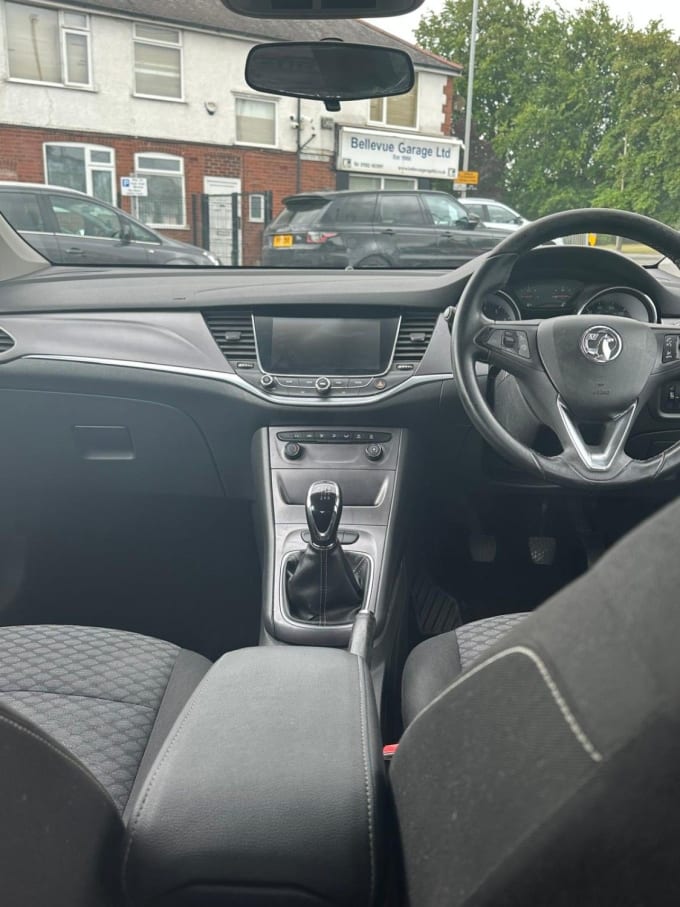 2025 Vauxhall Astra