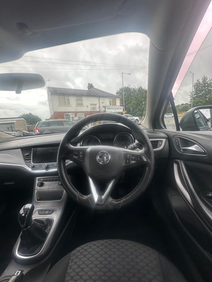2025 Vauxhall Astra